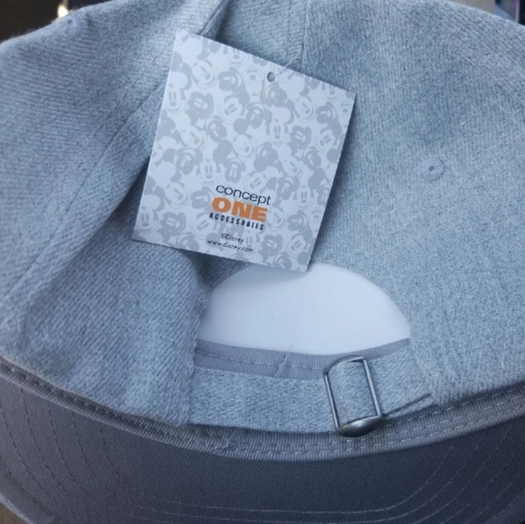 Disney mickey Mouse hat - Picture 2 of 2